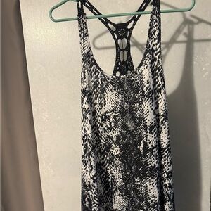 Black and White Snake Print Women's Top